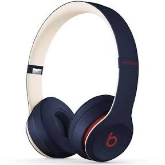 Beats Solo3 Wireless Headphones - Beats Club - Picture 3 of 4